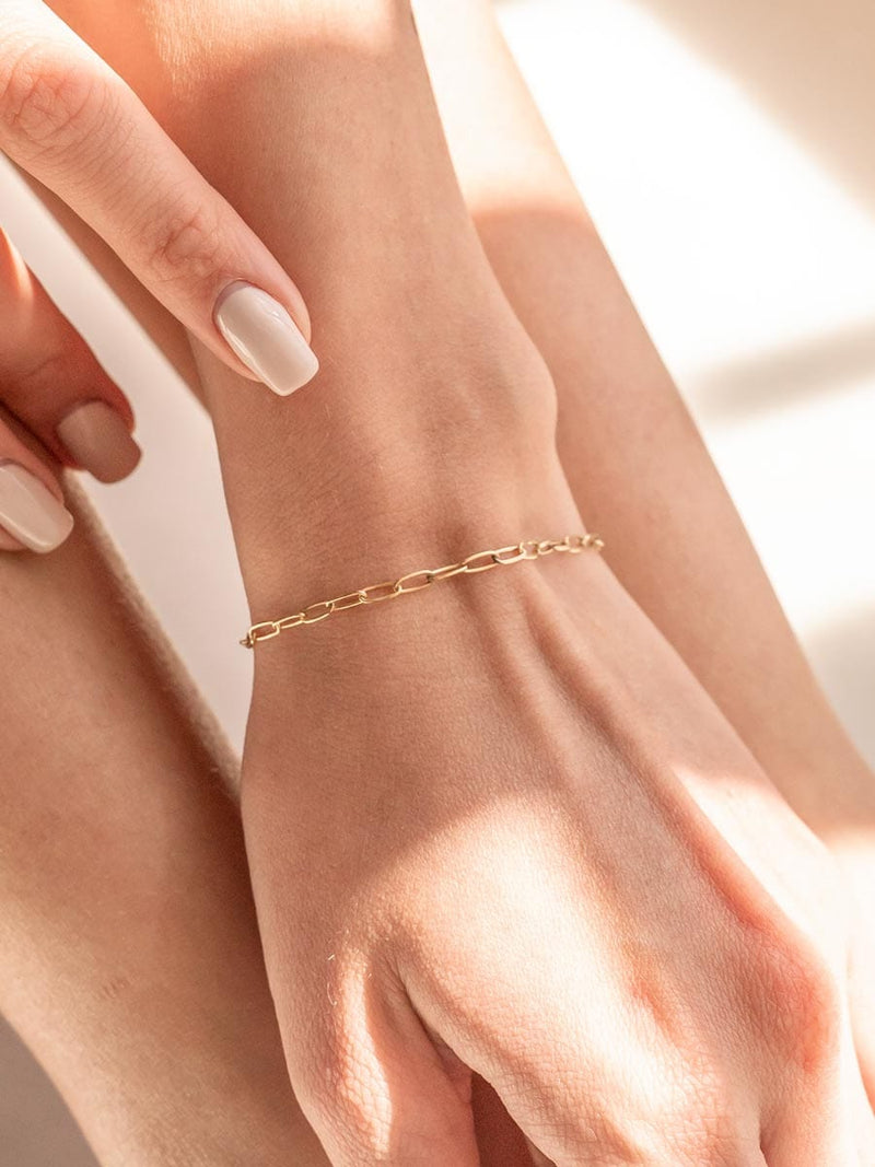 Paperclip Chain Bracelet ethical & sustainable jewelry made from recycled gold vermeil